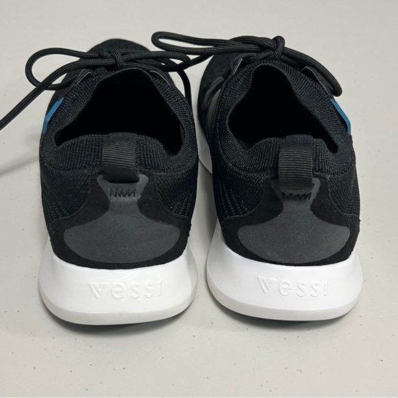 VESSI Everyday 2.0 Waterproof in Onyx black - Picture 7 of 12